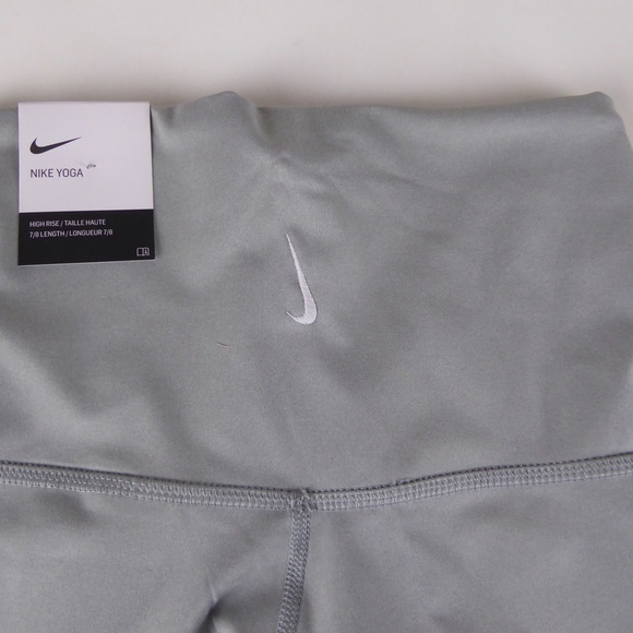 Nike Yoga High Rise Dri-Fit Training Tights Striped Side NWT w Pocket 7/8 Length - Picture 6 of 6